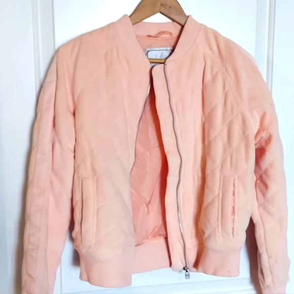 Lorna Jane Activewear - Picture 1 of 5